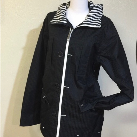 The White Collection ski/winter Jacket, size Small - Picture 15 of 16